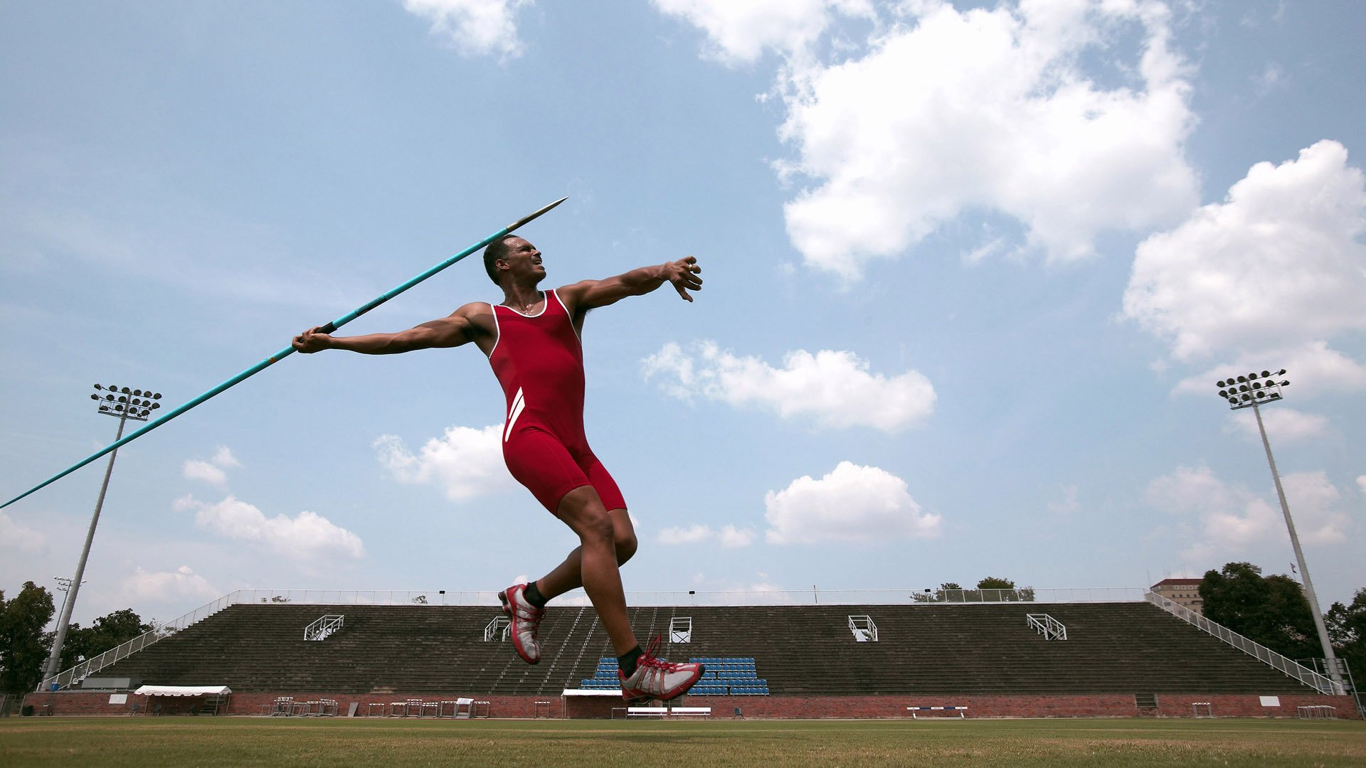 英超争冠焦点战，当绿茵场成为乌克兰的第二战场