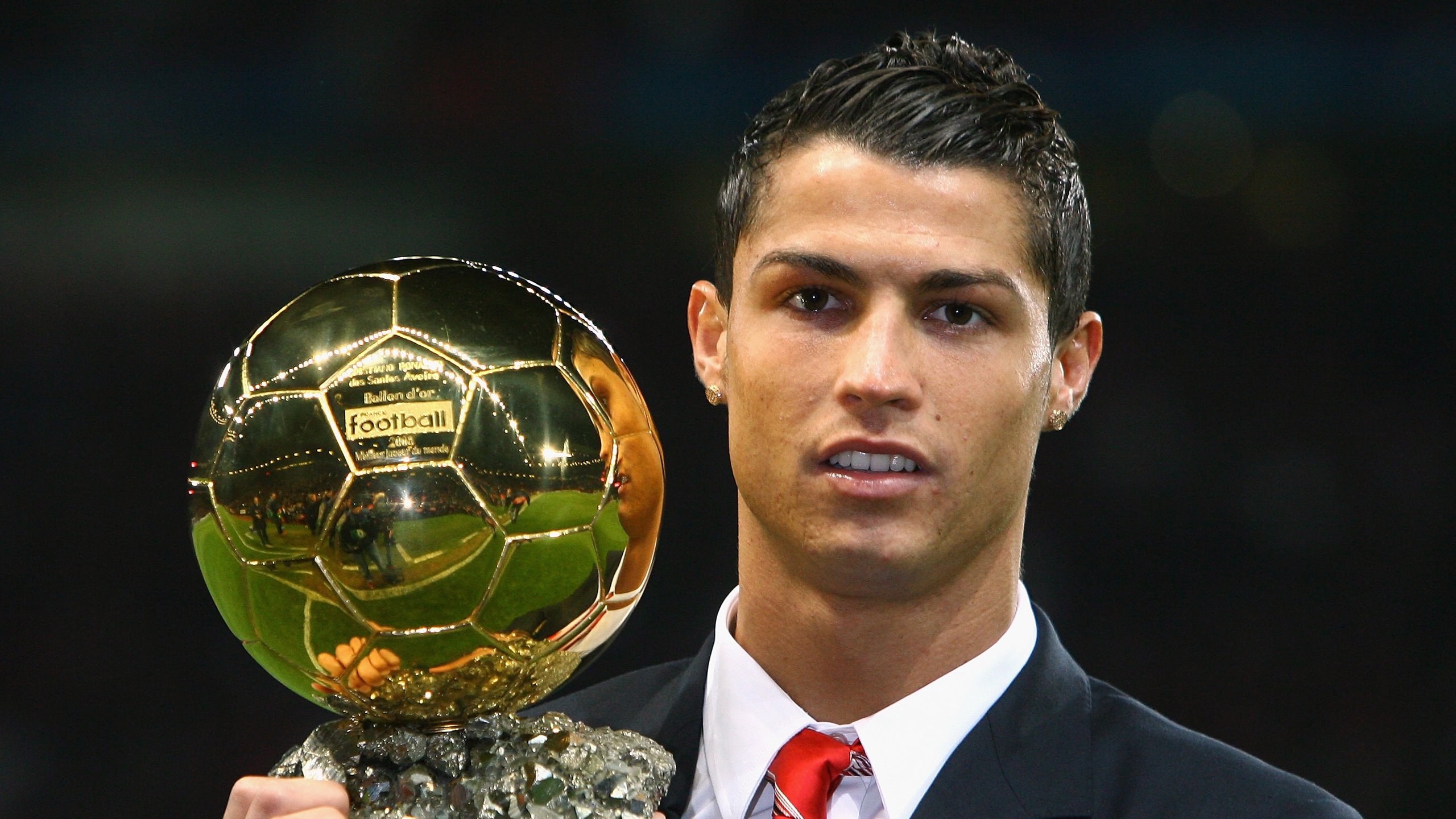 欧冠淘汰赛之夜,浓眉比赛走势一手掌控